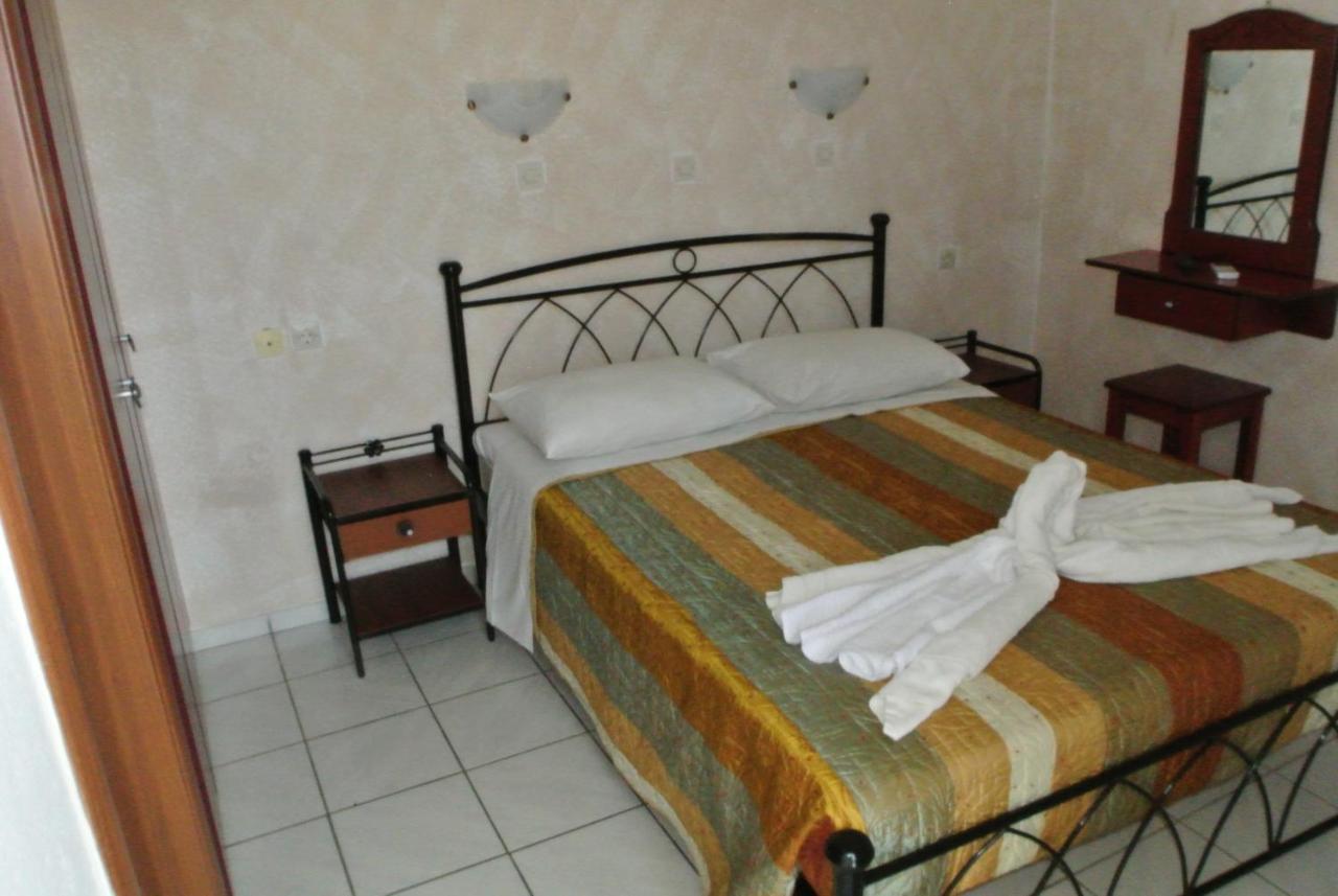 קפלוס Kokalakis Hotel מראה חיצוני תמונה