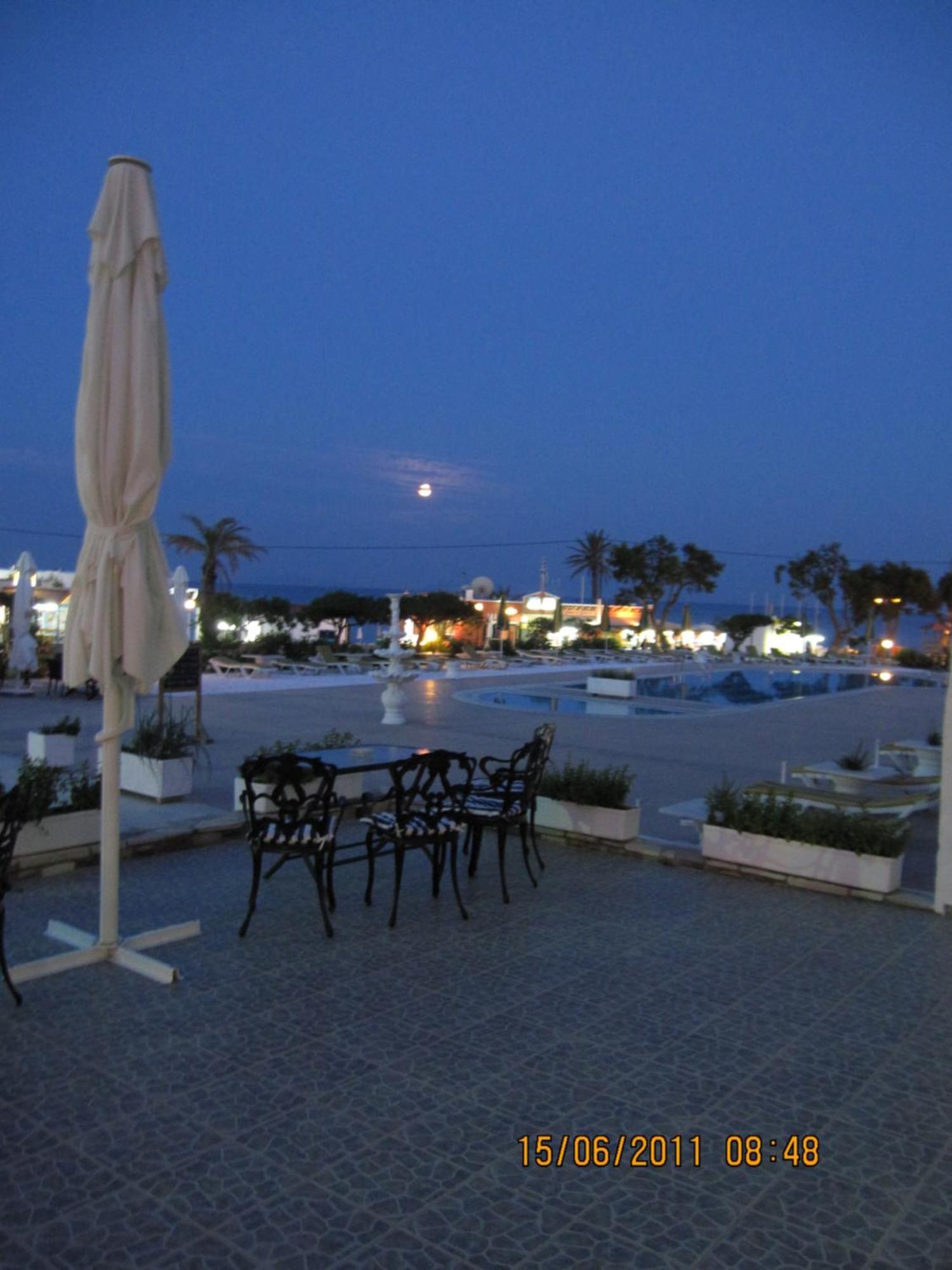 קפלוס Kokalakis Hotel מראה חיצוני תמונה
