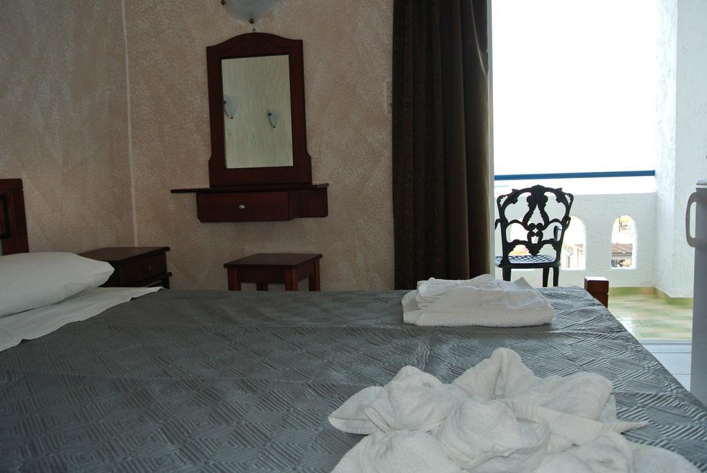 קפלוס Kokalakis Hotel מראה חיצוני תמונה